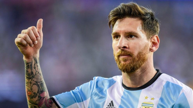  Messi heyranı olduğu insanın adını açıqlayıb  