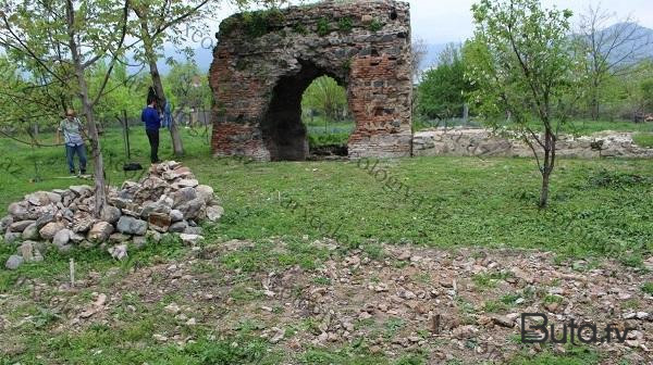  Azərbaycanda sirli məbəd: Qızılı aparılıb, özü partladılıb - Foto  