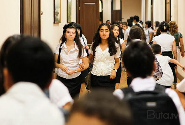  Bakıda özəl məktəblərin əlyandıran qiymətləri: Bu pulu verməyə dəyərmi? 