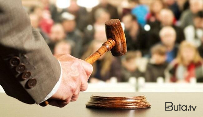  19 faydalı qazıntı yatağı hərraca çıxarılır  