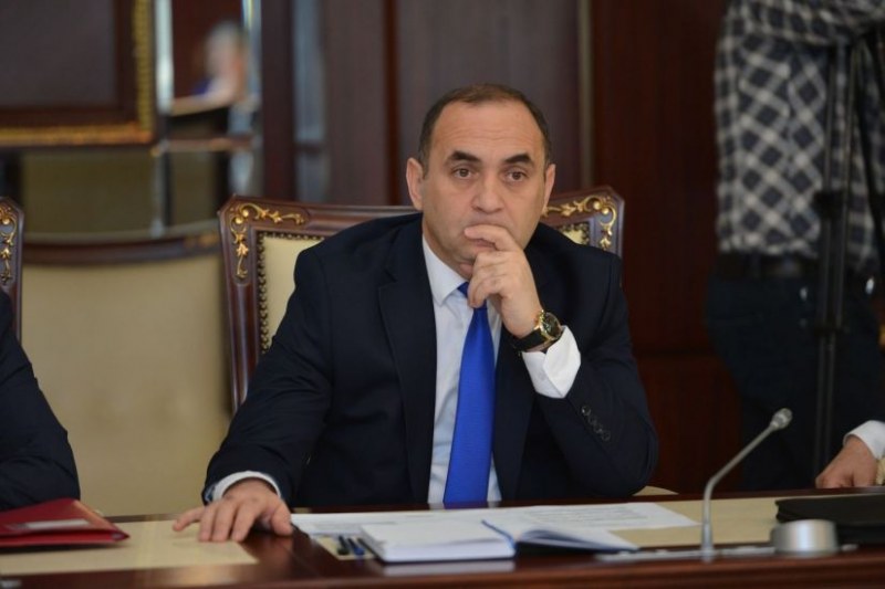  İllik təhsil haqqı 43 min manat olan orta məktəb?  
