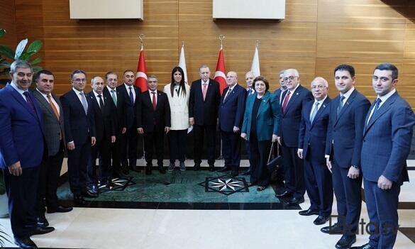  Ərdoğan azərbaycanlı deputatları qəbul etdi  