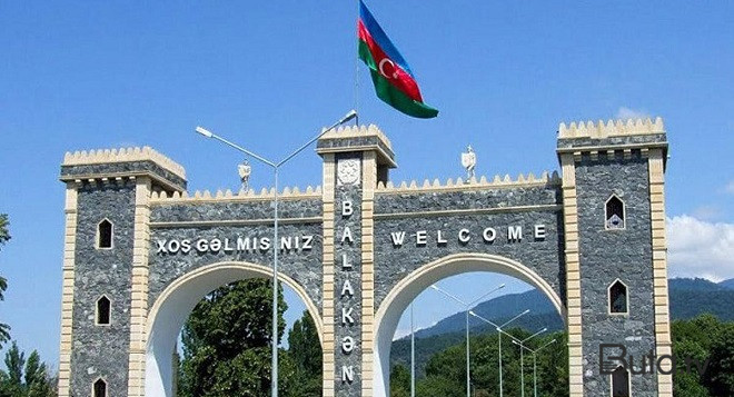  Balakəndə dəhşətli qətl: yeniyetmə atasını öldürdü  