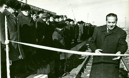  Heydər Əliyev Ağdam-Xankəndi stansiyasının açılışında - Foto  