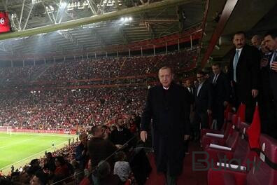  Ərdoğan finalı canlı izləyir  