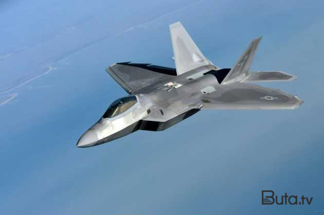  Rusiya təhlükəsi: ABŞ F-22-ləri göndərir  