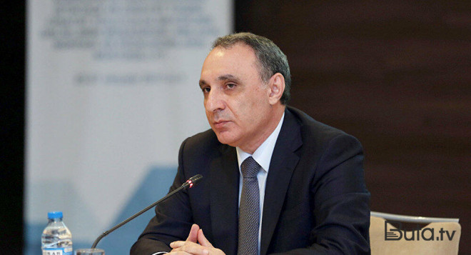  Kamran Əliyev Peterburq forumunda çıxış etdi  