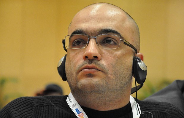  Eynulla Fətullayev “haqqın”ı satdı  