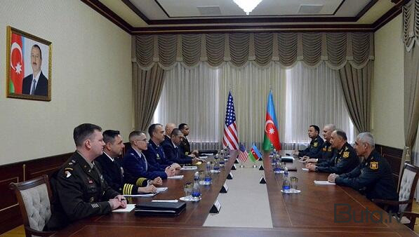  Kərim Vəliyev ABŞ generalı ilə görüşdü  