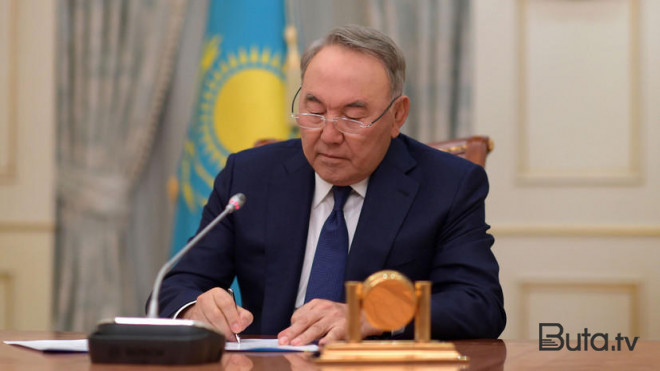  Nazarbayev əməliyyatdan sonra ilk dəfə xalq arasına çıxdı  
