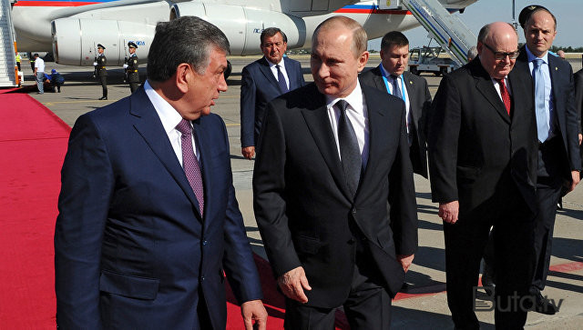  Putin Kremldə Mirziyayevlə görüşdü  
