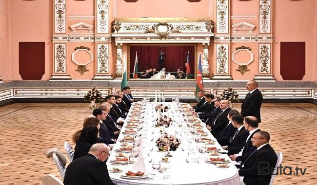  Moskvada dövlət başçılarının şərəfinə səhər yeməyi verildi  