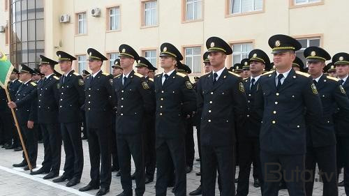  Hərbçilər haqda yeni qanun polislərə də şamil ediləcək?  