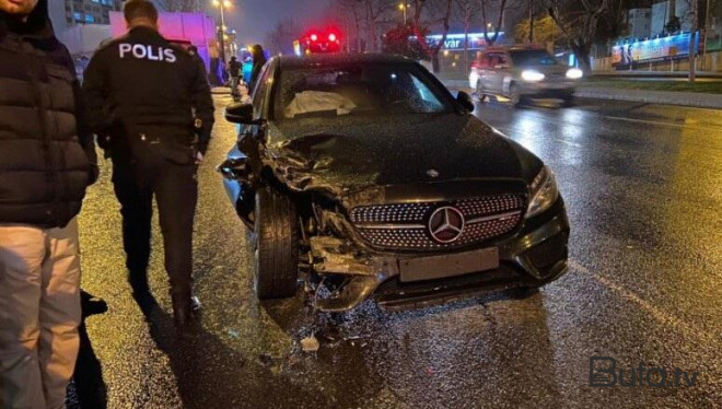  “Mersedes” traktorla toqquşdu: ölü və yaralı var  