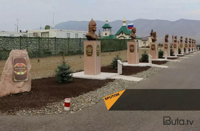  Sülhməramlılar postları sökür: bəs, Xocalıdakı heykəllər? 