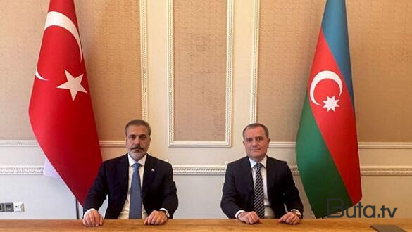  Bayramov Hakan Fidanla görüşdü  