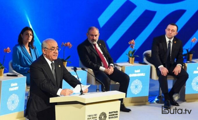  Nikolun “qovşaq” təklifi: İrəvan Bakıya möhtacdır 