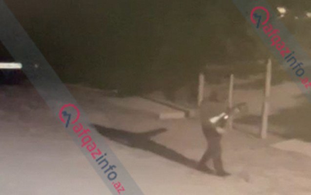  Evə hücum edən şəxs belə müəyyən edilibmiş - Əlisilahlı fotosu 