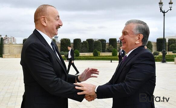  Şövkət Mirziyayev İlham Əliyevə zəng etdi  