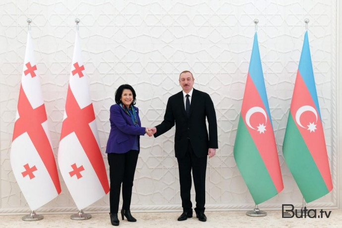  Zurabişvili Əliyevi təbrik etmədi – Nazirlər əsəbiləşdi  