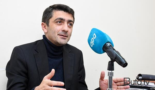  Tarixçi alim və həyat yoldaşına hökm oxundu  