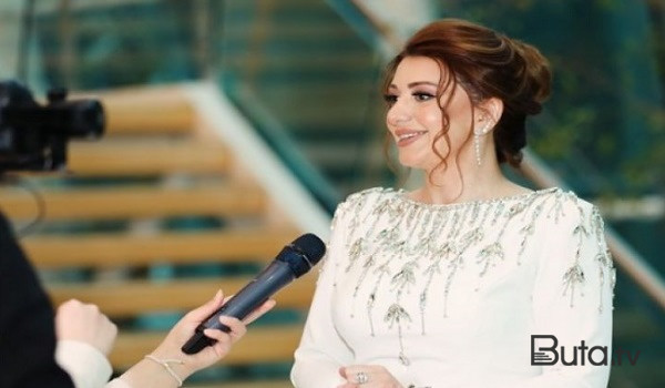  Müğənni deputatlığa namizəd oldu  