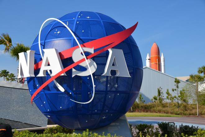  Ermənistan NASA-nın Ay proqramına qoşulur  