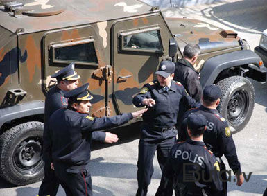  Bakıda 3 polisi öldürən Rövşənin - Fotosu  