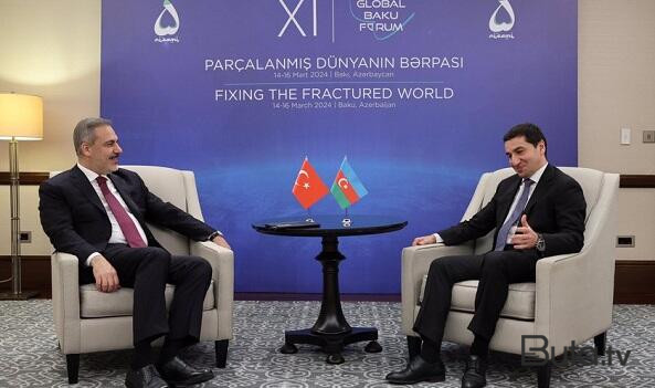  Hikmət Hacıyev Hakan Fidanla görüşdü  
