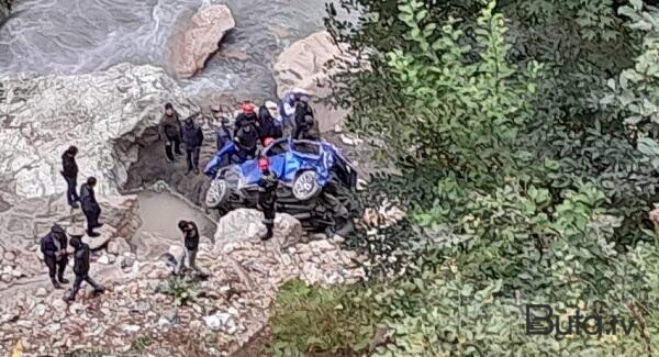  Qəzaya düşən tanınmış müğənni imiş: 17 yaşlı oğlu öldü  