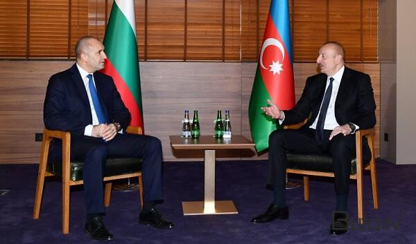  Əliyevlə Radev arasında təkbətək görüş başladı  