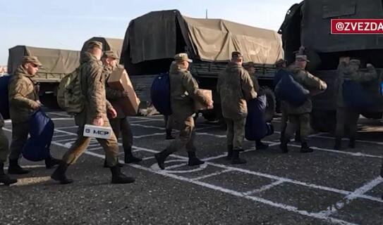  Rus hərbçiləri sərhəddəki dislokasiya məntəqələrini tərk edir  