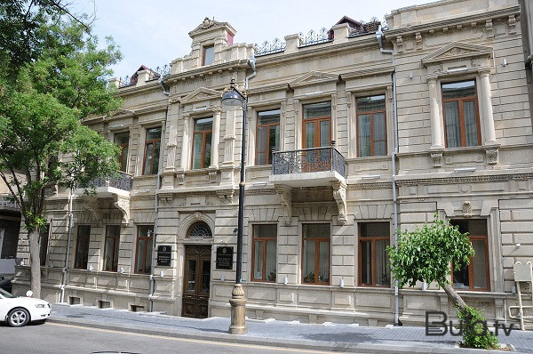  İlahiyyat Kollecinin binası ilə bağlı rəsmi açıqlama  