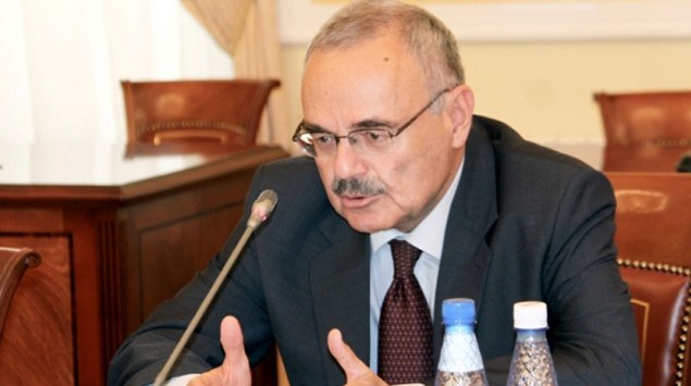  “90 yaşım var, güclə beş addım atıram...” - Artur Rasi-zadə 