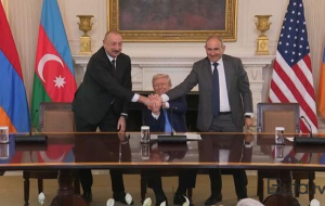 İlham Əliyev Paşinyandan niyə qələmi götürməsini istədi? - Prezidentin incə jestinin tarixçəsi