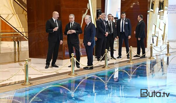  Liderlər akvariumdakı balıqları seyr etdi - Video  
