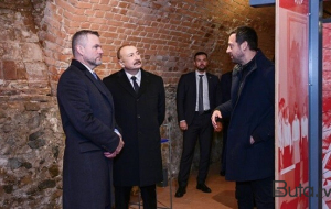 İlham Əliyev və Pelleqrini Devin qəsrində