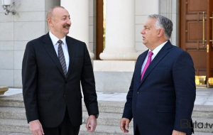 Orban İlham Əliyevi təbrik etdi