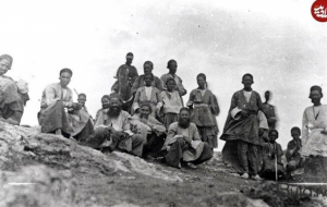 1891, ermənilərin milli geyimi bu cür olub - Foto