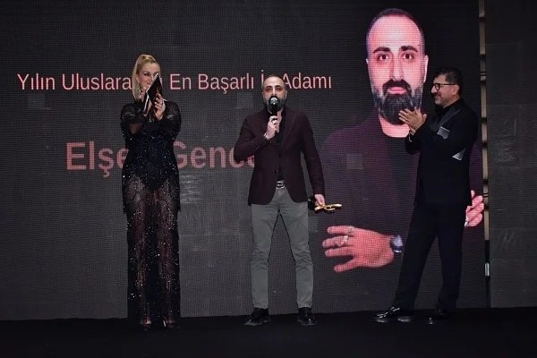  Elşən Gəncəvi xüsusi mükafata layiq görüldü  