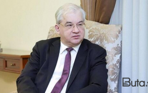 Kreml vasitəçilik inadından əl çəkmir: Xovayev yenə gəlir