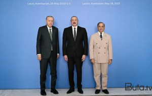 “3 qardaş”a qarşı Hindistanın “3 qardaş” ittifaqı...