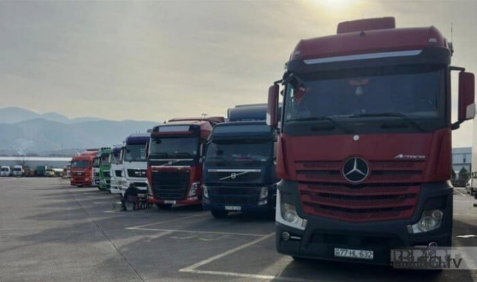  Dedilər ki, sizin Zəngəzur dəhliziniz var, gedin oradan keçin...  