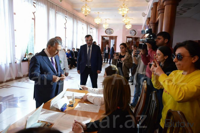  Mehdiyevin həbsi ilə deputat partiyadan qovuldu... - Təsadüf?  