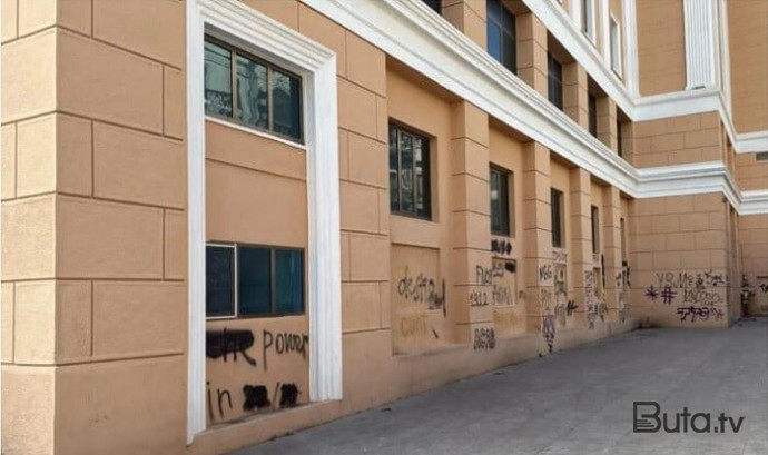  Nizami Kino Mərkəzində vandalizm aktının anbaan - Videosu  