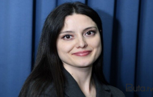 32 yaşında prorektor oldu