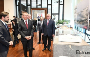 Latviya prezidenti Ağ Şəhərdə - Foto