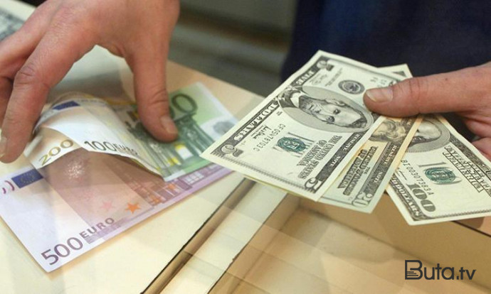  Pulunu dollarlarla saxlayanlara şad xəbər  