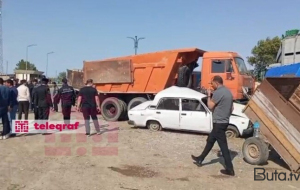 Kürə görə ezam olunmuşdu, qəza törətdi: 1 ölü, 4 yaralı - Foto
