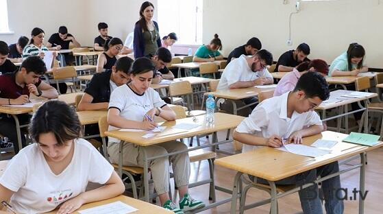  Bu gün 55 mindən çox şagird imtahan verir  